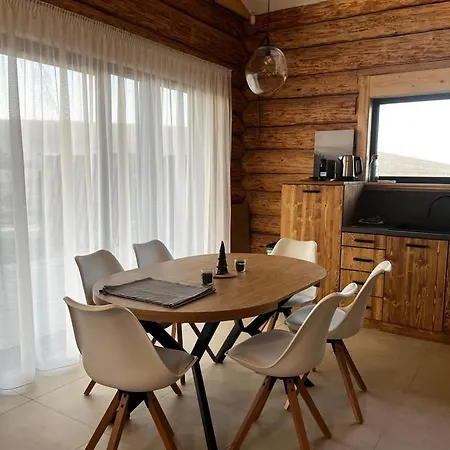 Mona Pavčina Lehota