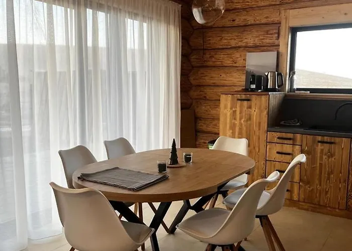 Mona Pavcina Lehota (Zilinsky)